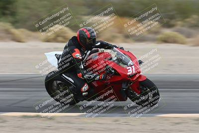 media/Nov-15-2025-Race Pace (Sat) [[8de605a2d8]]/Verified Riders/Turn 8 Inside (935am)/